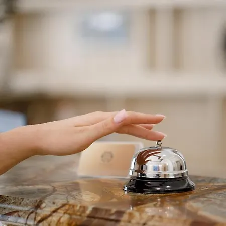 Chevalier & Hotel Bukowel