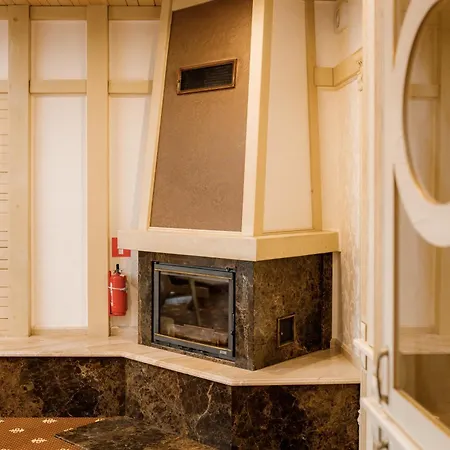 Chevalier & Отель