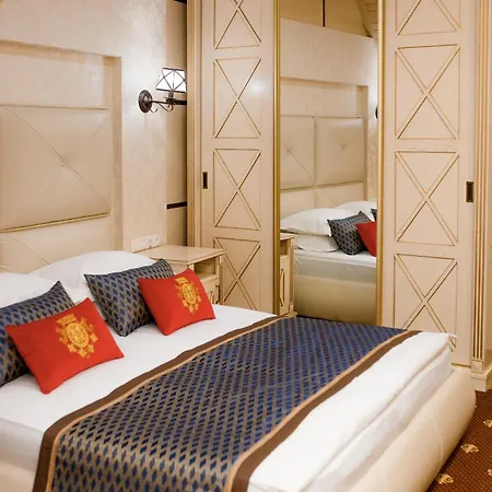 Chevalier & Hotel 4*