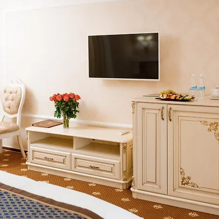 Chevalier & Hotel Bukowel